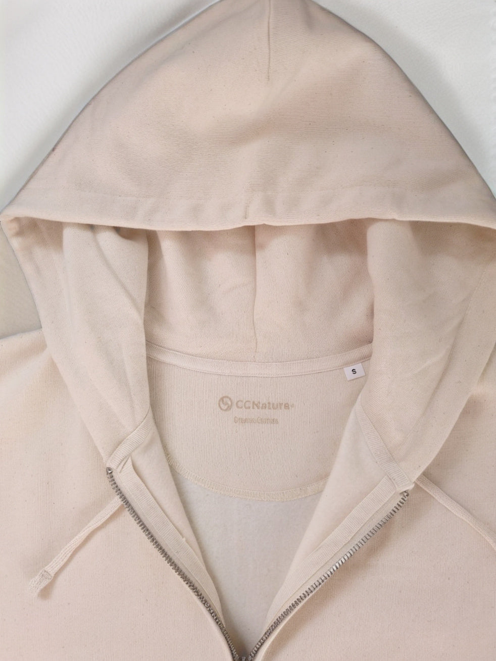 Sudadera de Felpa Premium con Capucha – Tu refugio de suavidad natural