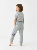Pantalón Zorrito Mágico: Astucia, Color y Confort en Cada Paso